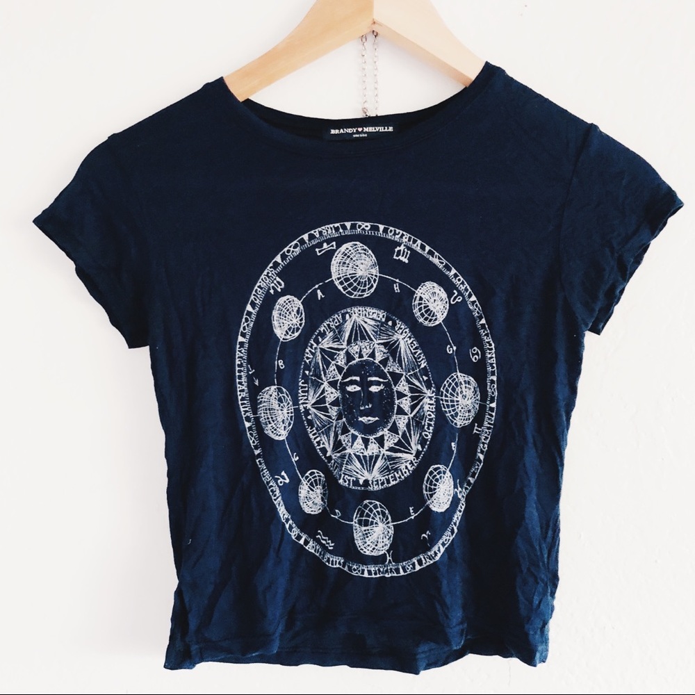 Brandy Melville Graphic T